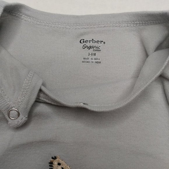 Gerber Organic "Wild about Mommy" Safari Outfit - Picture 5 of 7